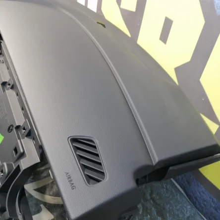 Торпедо Skoda Rapid c 20г